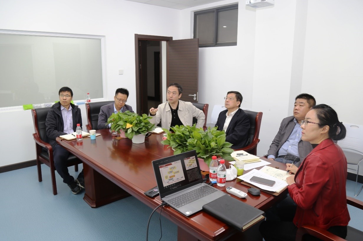 ec7808cb242044d49c26d6b3a8f90a43.jpg ec7808cb242044d49c26d6b3a8f90a43.jpg