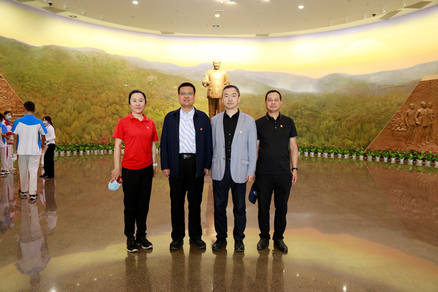 9ec43f118c4842e28e64a555ec5efae9.png image.png